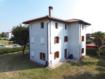 CASA INDIPENDENTE A VALVASONE ARZENE