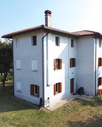 CASA INDIPENDENTE A VALVASONE ARZENE