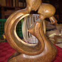 Statuetta in legno