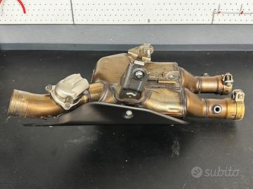 Catalizzatore/scarico originale MT10 2019