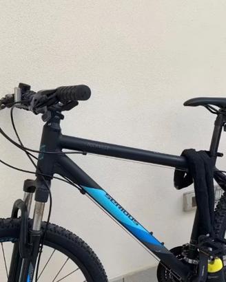 mountain bike bici come nuova