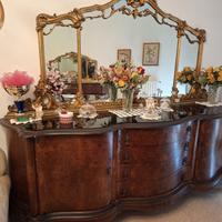 camera da pranzo antica