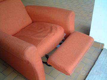 Poltrona relax con poggiapiedi a pressione