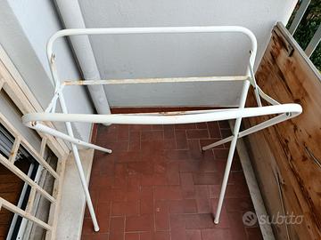 Supporto per vaschetta da bagno bebe