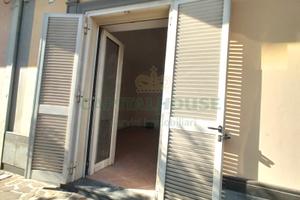 S2 Sant'Angelo in Formis: locale commerciale