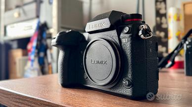 Panasonic Lumix DC S1 corpo macchina + 1 batteria