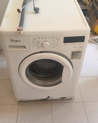 lavatrice Whirlpool 8 kg 1200 giri 