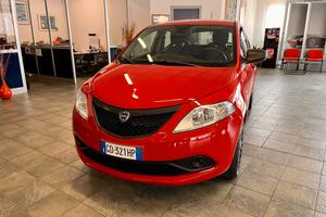 Lancia Ypsilon 1.0 FireFly 5 porte S&S Hybrid Ecoc