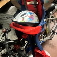 Seggiolino anteriore bicicletta casco incluso