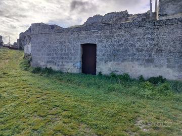 Terreno con ruderi