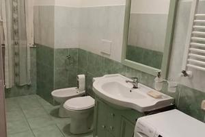 CENTOCELLE MIRTI BILOCALE ARREDATO Ben COLLEGATO