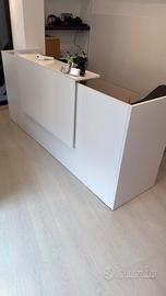 Bancone Reception