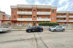 Appartamento di 152 m² con 5 locali e box auto a C