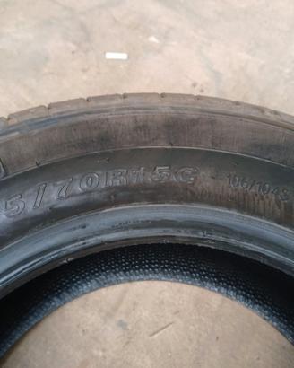 Pneumatici 205/70 R15C usati x 15 giorni