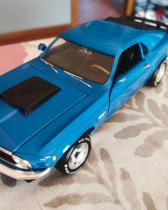 Modelluno 1.18 Ford Mustang
