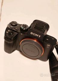Sony A7S II+Obbiettivo Zeiss 24-70mm f/4+ batterie