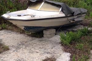 Barca Acquaviva e motore