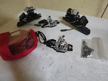 Attacchi dynafit sci alpinismo e rampanti