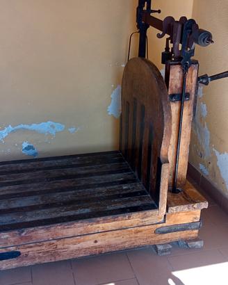 Bascola in legno antica 