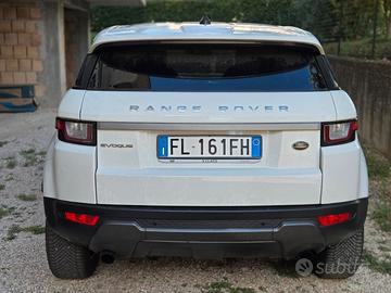 Range rover evoque 