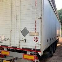 Semirimorchio Pezzaioli furgonato porte laterali A