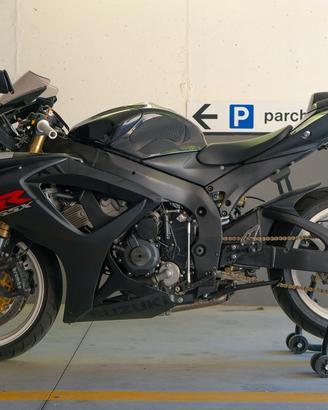 Suzuki gsxr 600 k7
