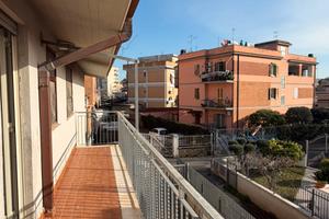 Appartamento Ciampino zona Casabianca