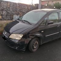 Fiat idea incidentata