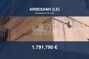 Immobile in asta di 204 m² con più di 5 locali a A