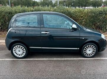 Lancia y modello Diva