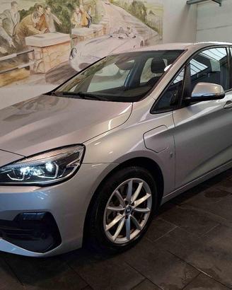 BMW 225xe Active Tourer iPerformance - 4X4 -
