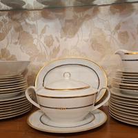 Servizio piatti completo