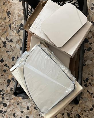 vetrini di  ricambio retrovisori furgoni e camion