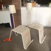 Coppia tavolini ferro vern.bianchi Ikea lampada