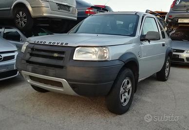 LAND ROVER FREELANDER TD4 2,0 150 CV Ricambi usati