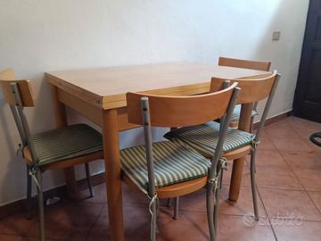 tavolo e sedie