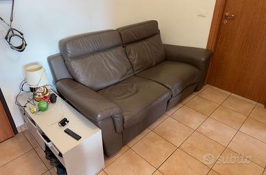 DIVANO in PELLE ALLUNGABILE