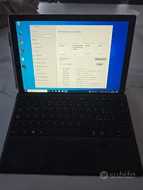 Microsoft Surface Pro 7 i5 8GB 128GB con tastiera 