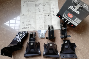 Staffe fissaggio barre portatutto/sci Ford Mondeo1