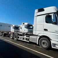 ACTROS 2545 SCARRABILE + RIMORCHIO ZORZI