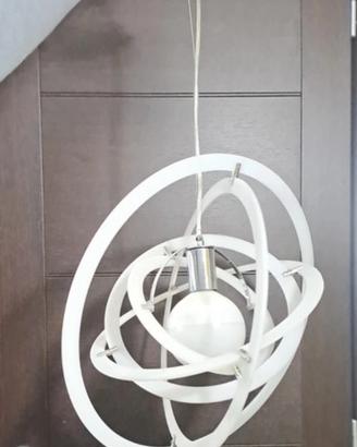 Lampadario con lampada led attacco E27