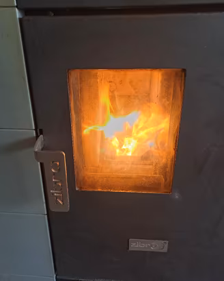 Stufa a pellet Zibro modello Slim 8kw