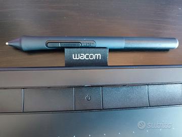 Wacom Intuos Medium Tavoletta grafica bluethooth