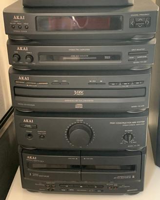 Stereo Akai AX-550