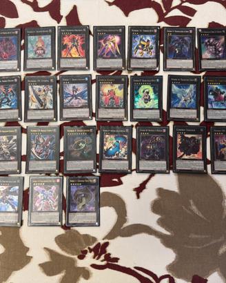 Lotto carte Yu-Gi-Oh!