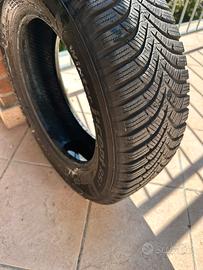 4 Pneumatici Invernali Hankook 155/65 R14
