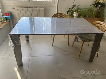 Tavolo allungabile