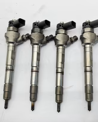 Kit iniettori AUDI A3 Sedan (8V5) (12>20) 04L13008
