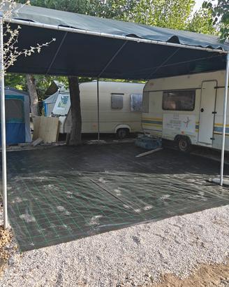 roulotte stanziale 5 posti letto.