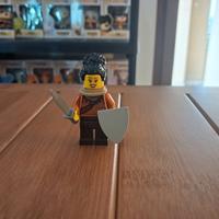 Lego minifigure donna vichingo